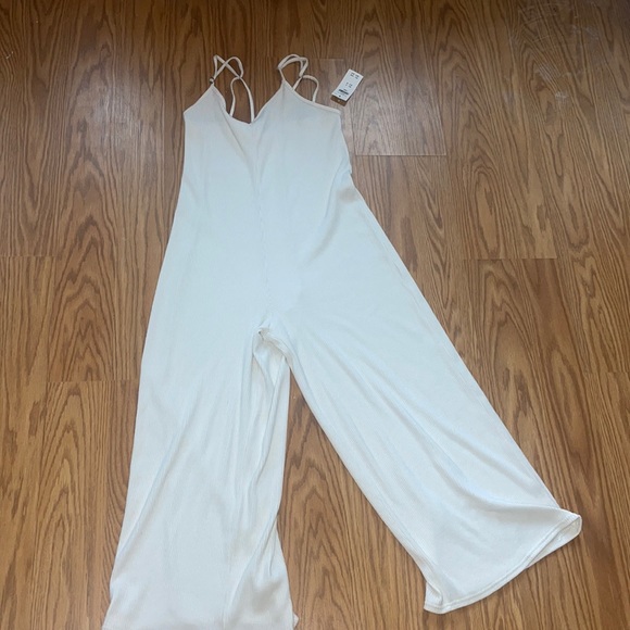 Hollister  jumper - Picture 1 of 3